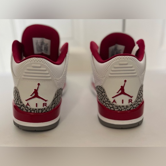 2022 Air Jordan 3 Retro 'Cardinal Red' Size 8 - Picture 4 of 9